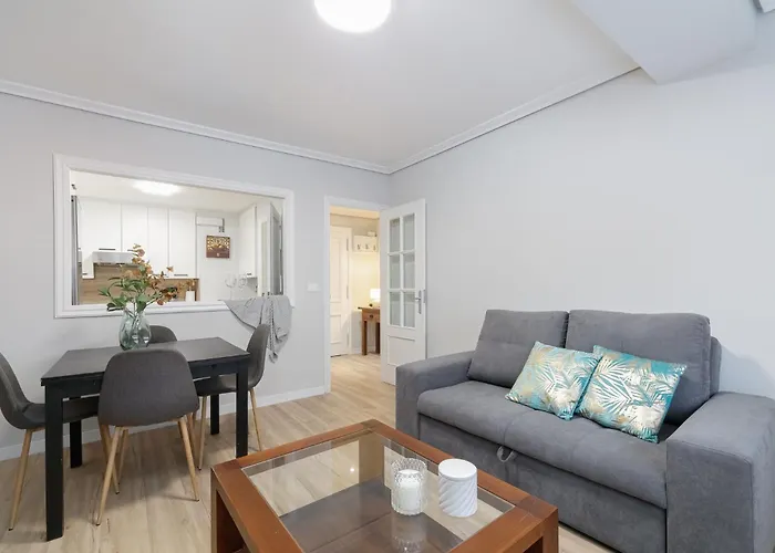 Estilo Y Comodidad Con Parking By Vigo